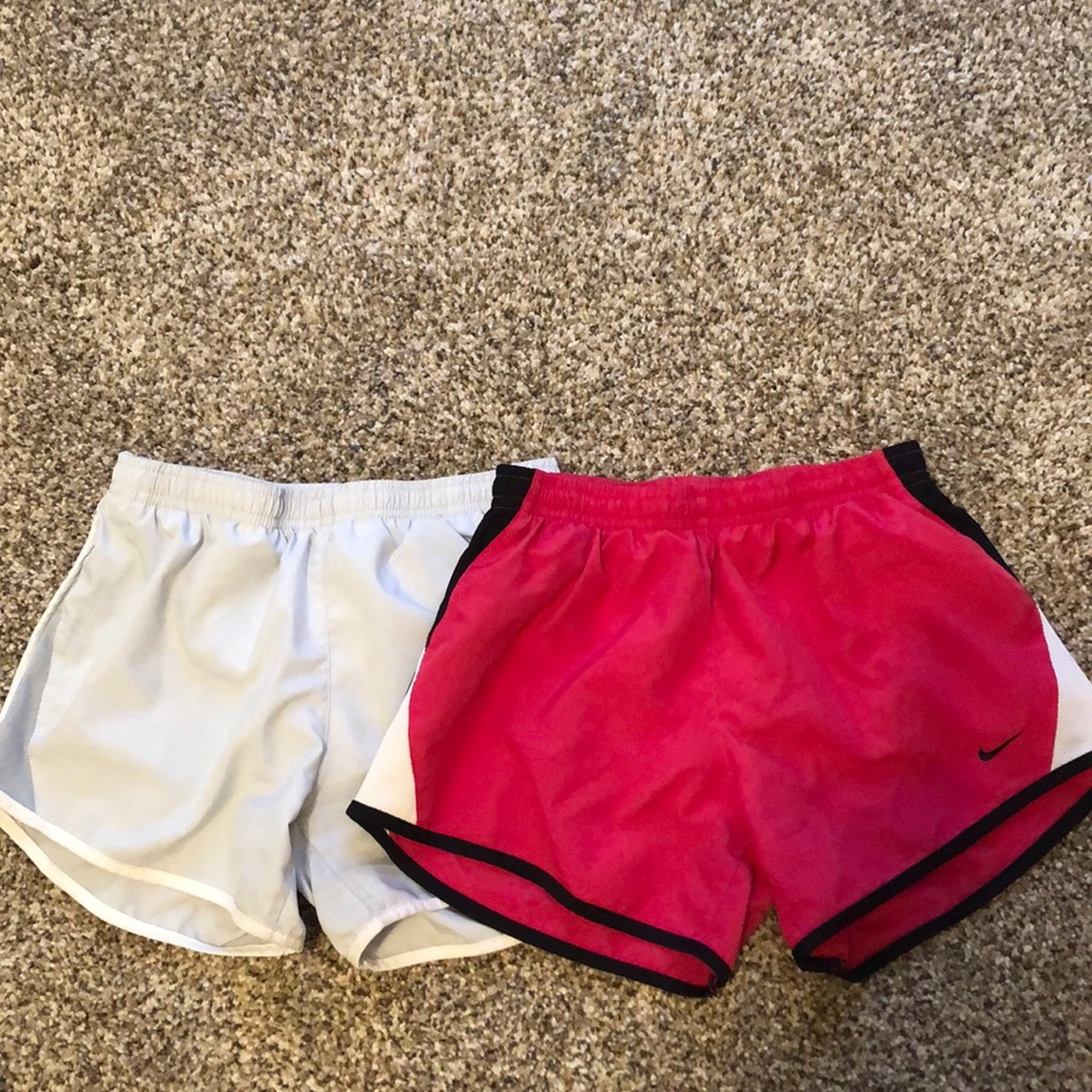 •Bundle• Pink and gray nike shorts size M girl